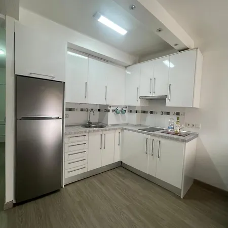 Kira Апартаменты *